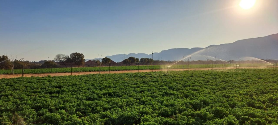 6 Bedroom Property for Sale in Remhoogte AH North West